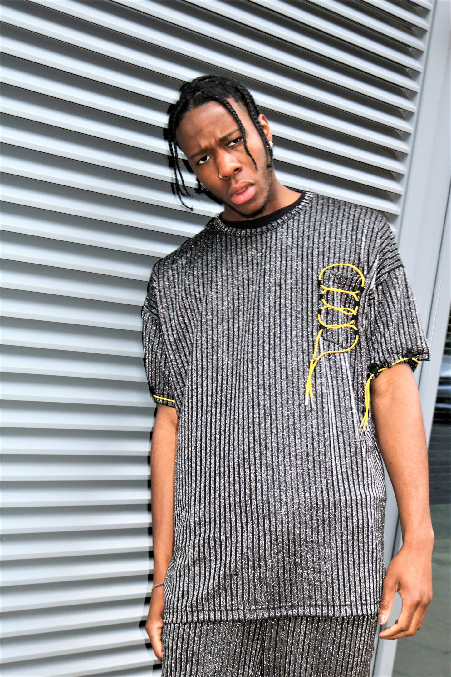 ONE ABOVE ANOTHER Oversized Black Pinstripe T-shirt With Pull String