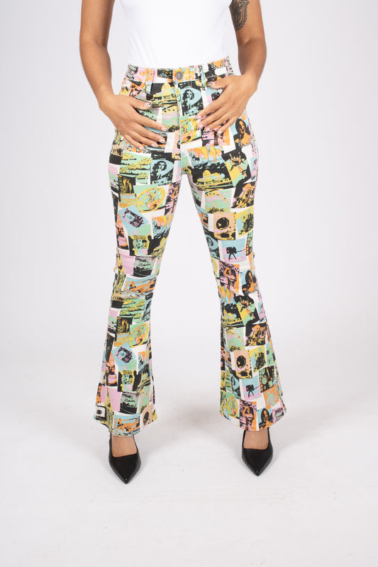 ONE ABOVE ANOTHER High Waisted Faded Newspaper Printed Flare